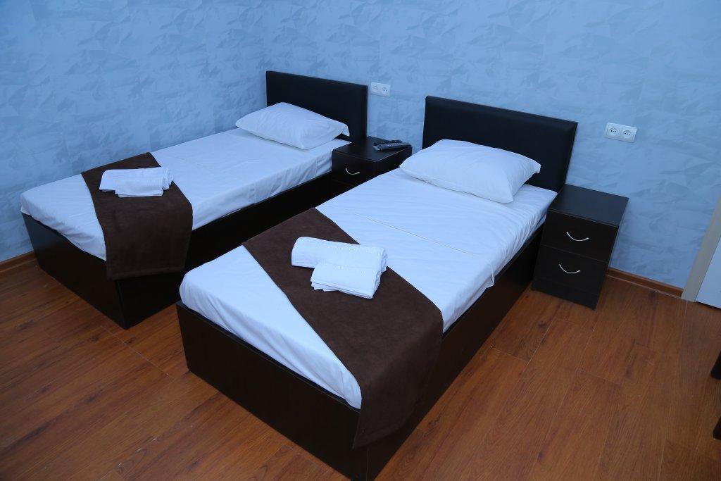 Merien Hotel Yerevan Exterior photo
